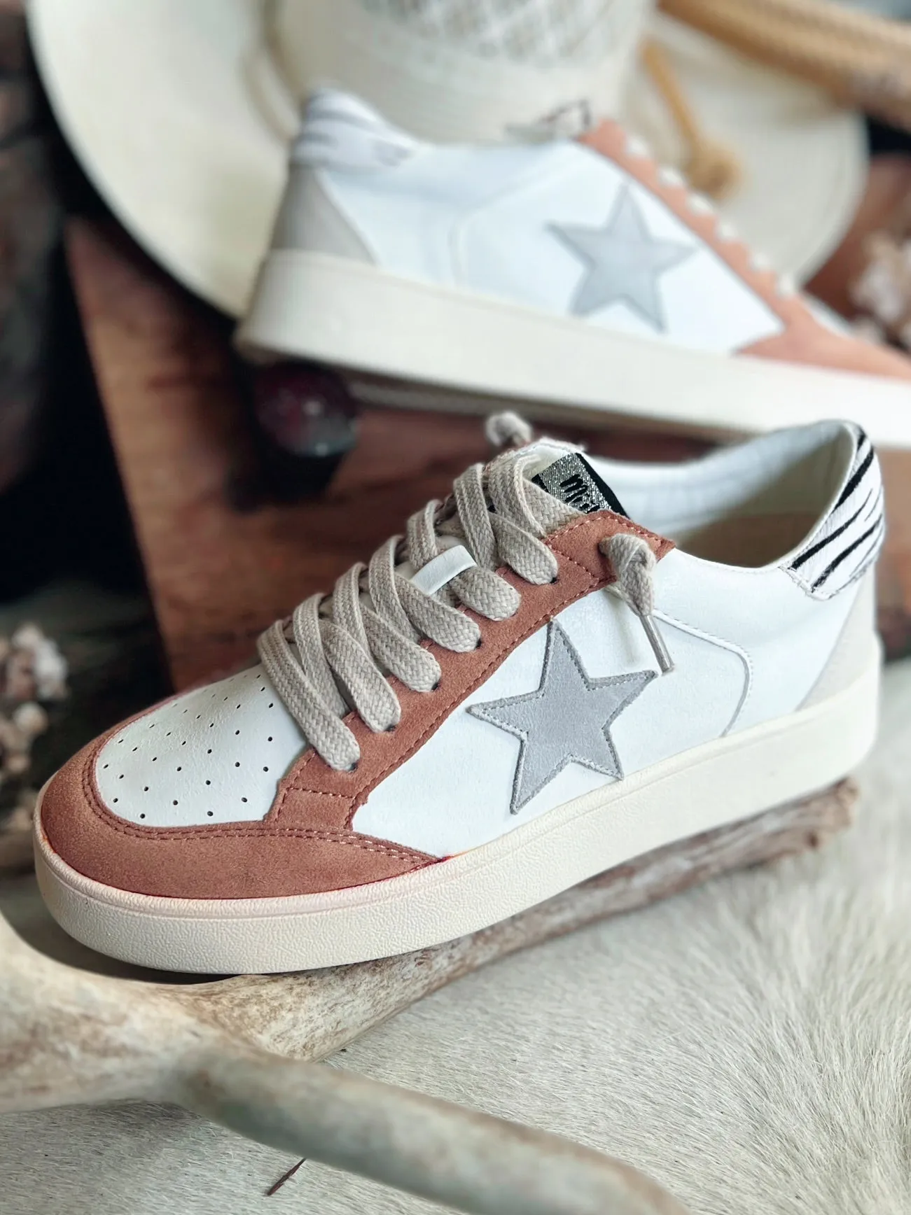 Juniper Taupe Stripe Star Sneakers